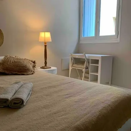 بيت للعطل Charmante Maison De 2 Avec Terrasse, Tres Calme مارسيلان