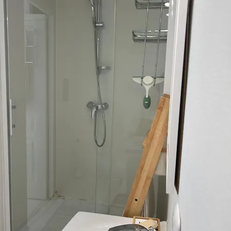 Charmante Maison De 2 Avec Terrasse, Tres Calme بيت للعطل مارسيلان